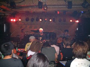 触角と百本足